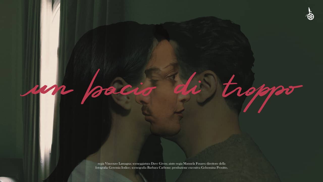 UN BACIO DI TROPPO